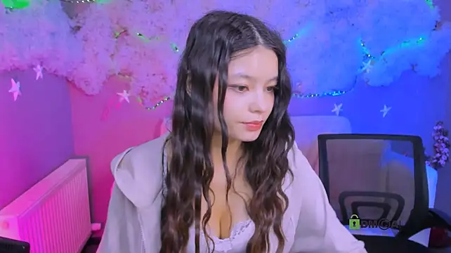 Chat +18 de itscharlliee ao vivo