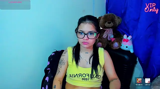 XXX chat uživo modela angelina_77