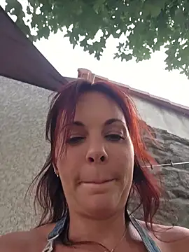 JuneLaFrenchie Live XXX Chat