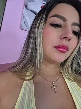 CelesteBlaze_'s Live XXX Chat
