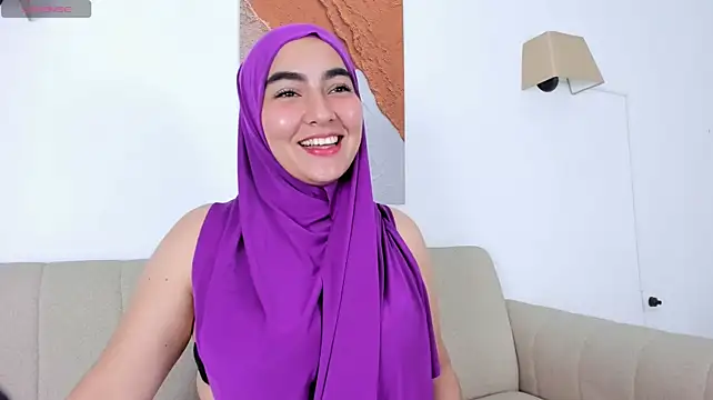 צ'אט XXX בשידור חי של Malika_Noor
