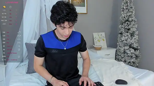 Milan_saint Live XXX Chat
