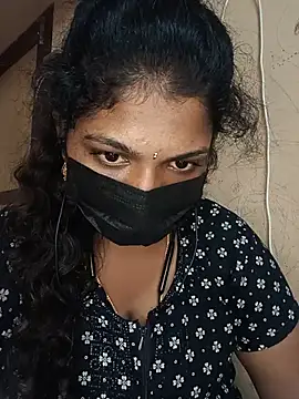 tamilsaisree Adlı Modelin Web Kamerası Şovu