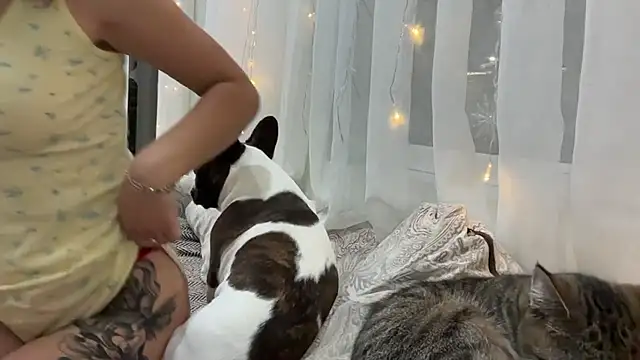 Czat XXX na żywo – Lola_SweetShine