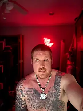 CloudyKingG Show in webcam