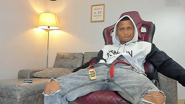Chat +18 de supreme_badboy2 ao vivo