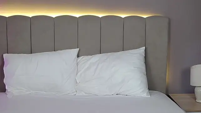EvaBlunnsh_'s Live XXX Chat