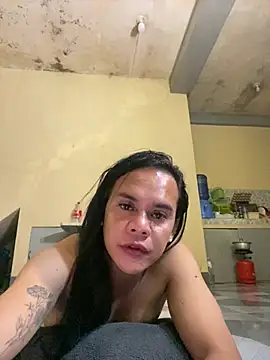 sweetyula Adlı Modelin Canlı XXX Sohbeti