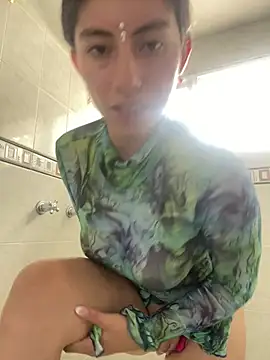 XXX chat uživo modela Lia_Nigth