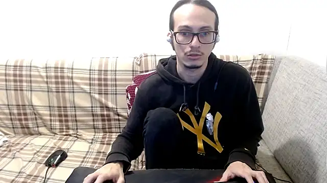 Chat XXX en directo de cholitohermoso