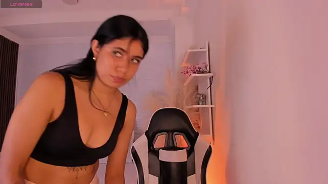 AylinLove_ Chat XXX in diretta