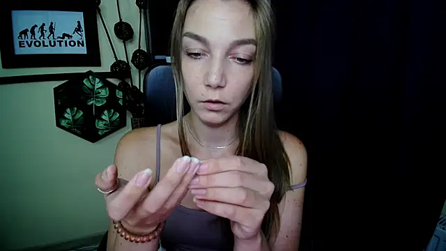Chat XXX en directo de EmillyPlay