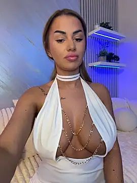 Chatroom XXX en direct de KirstieVegas
