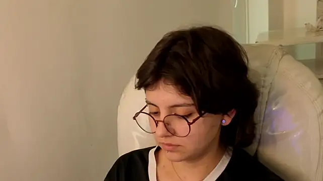 Nathaly_ds' Live XXX Chat
