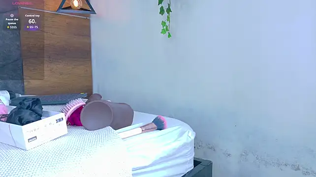 AnnieRouse__'s Live XXX Chat