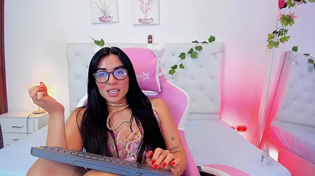 missdanger_: απευθείας συνομιλία ΧΧΧ
