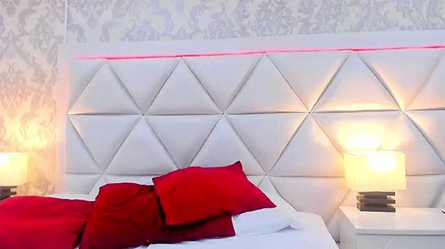 Chat XXX ao vivo de ZharaFoster