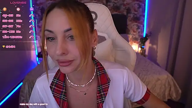Chat +18 de KristiiMax ao vivo