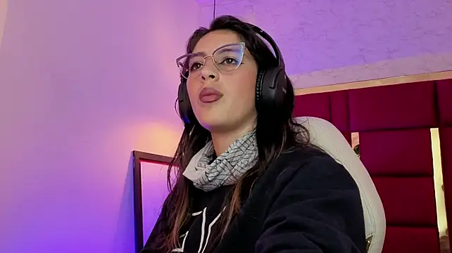 moon_winy's Live XXX Chat