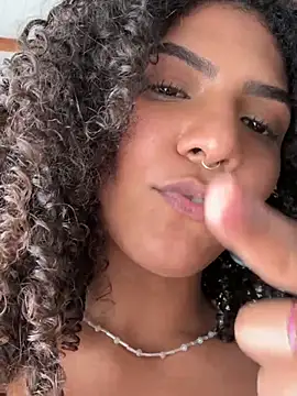 Chat XXX ao vivo de kushg_rl