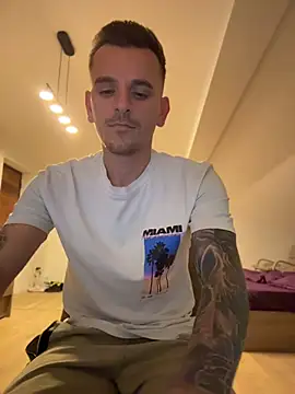 Huge_cock22cm Webcam show