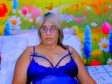 Czat XXX na żywo – indianroxy
