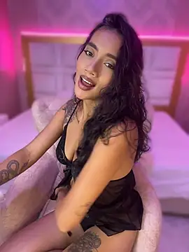 luna_hot_ass' Live XXX Chat