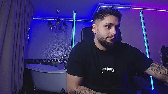TroyWadee – Live XXX-chat