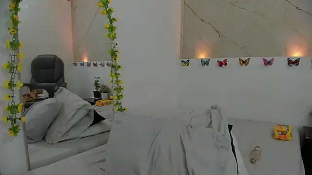 esmeralda_jenn11 Chat XXX in diretta