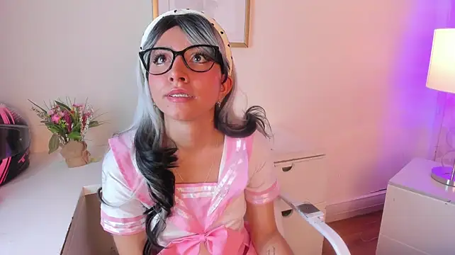 Yui_Narumi Chat XXX in diretta