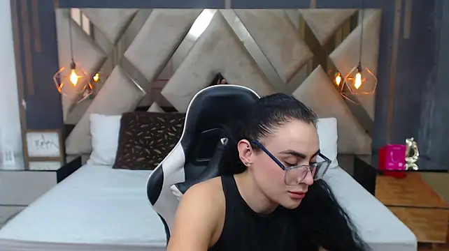 MartinaaFit's Live XXX Chat