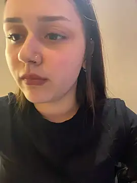 EvelynFly's Live XXX Chat