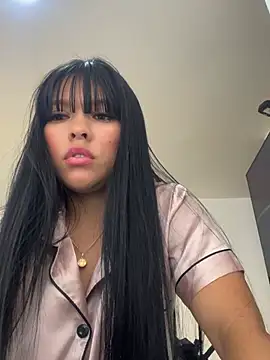BrendaCrean Adlı Modelin Canlı XXX Sohbeti