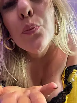 ELA_PS' Live XXX Chat