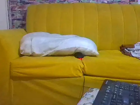 sherry_anne Adlı Modelin Canlı XXX Sohbeti