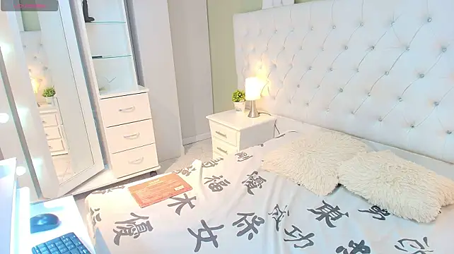 Lindacarterr_'s Live XXX Chat
