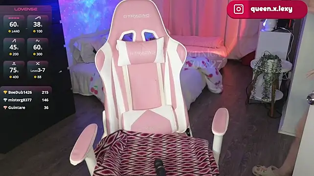 Chatroom XXX en direct de queenxlexy