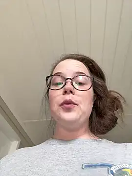 itsmilavoss Chat XXX live