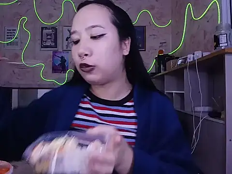 Japabaixinha Adlı Modelin Canlı XXX Sohbeti