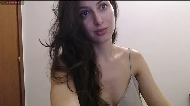 _Hot_Lady_ Adlı Modelin Canlı XXX Sohbeti
