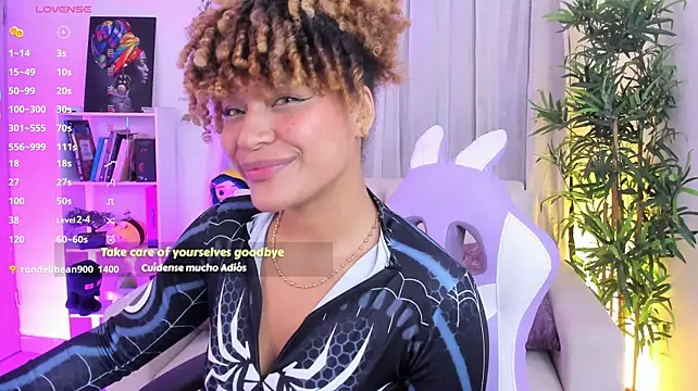 natty_romanof_18's Live XXX Chat