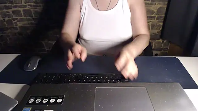 SweetPhoenix76 – Live XXX-chat