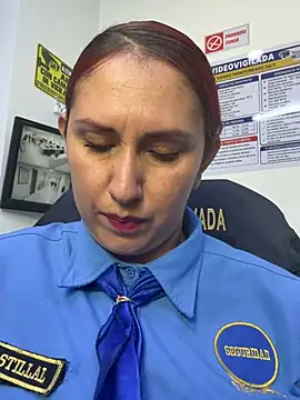 Megan-01- Show in webcam