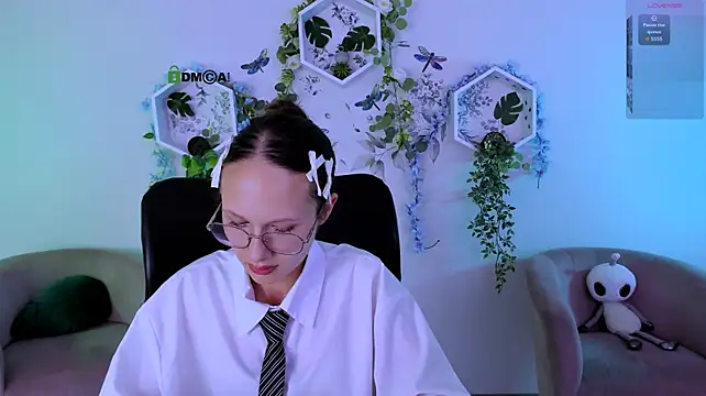 Chat +18 de mona_cloud ao vivo