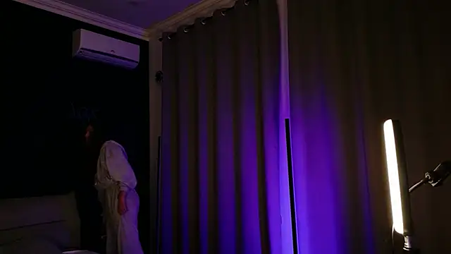 MariGvenのライブXXXチャット
