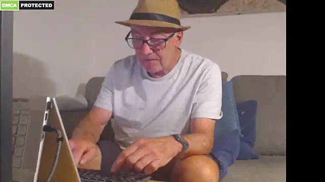 Webkamerová show bluedae1