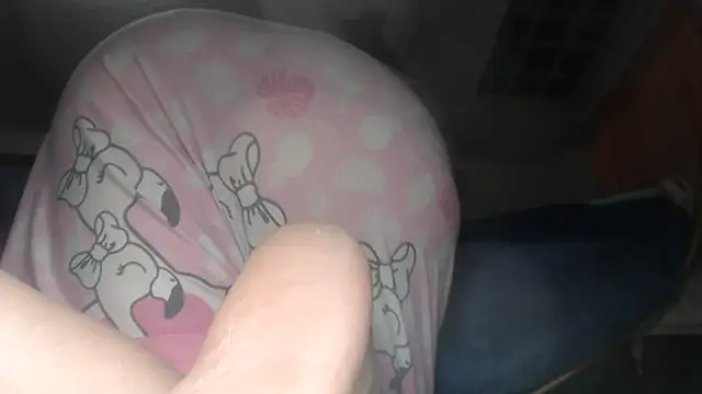 prettyangelsquirt – Naživo XXX chat
