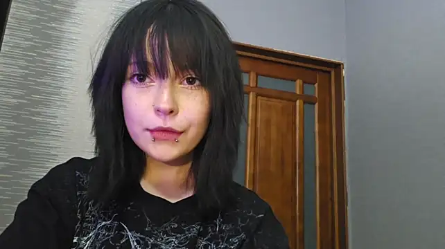 YunLettinga – Naživo XXX chat