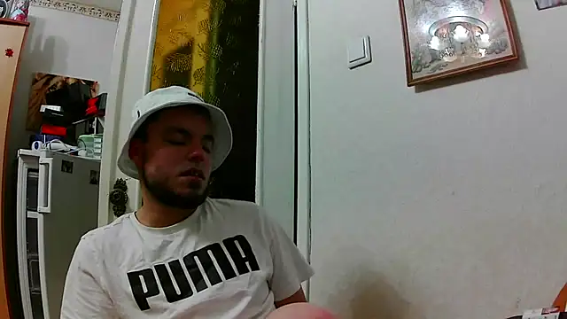 Yashaxn Live XXX chat