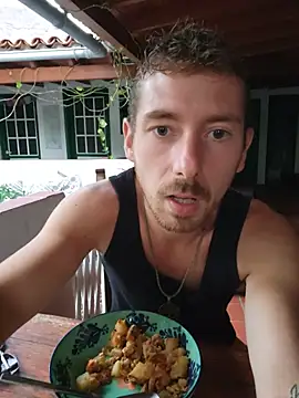 Simonshakeloveass' Live XXX Chat
